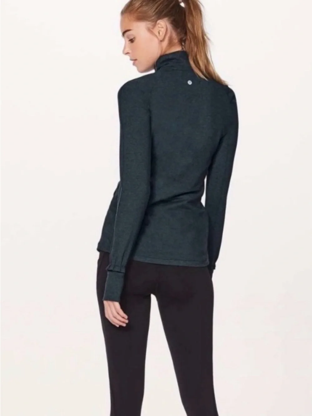 Lululemon Extra Mile 1/2 Zip / Size 6